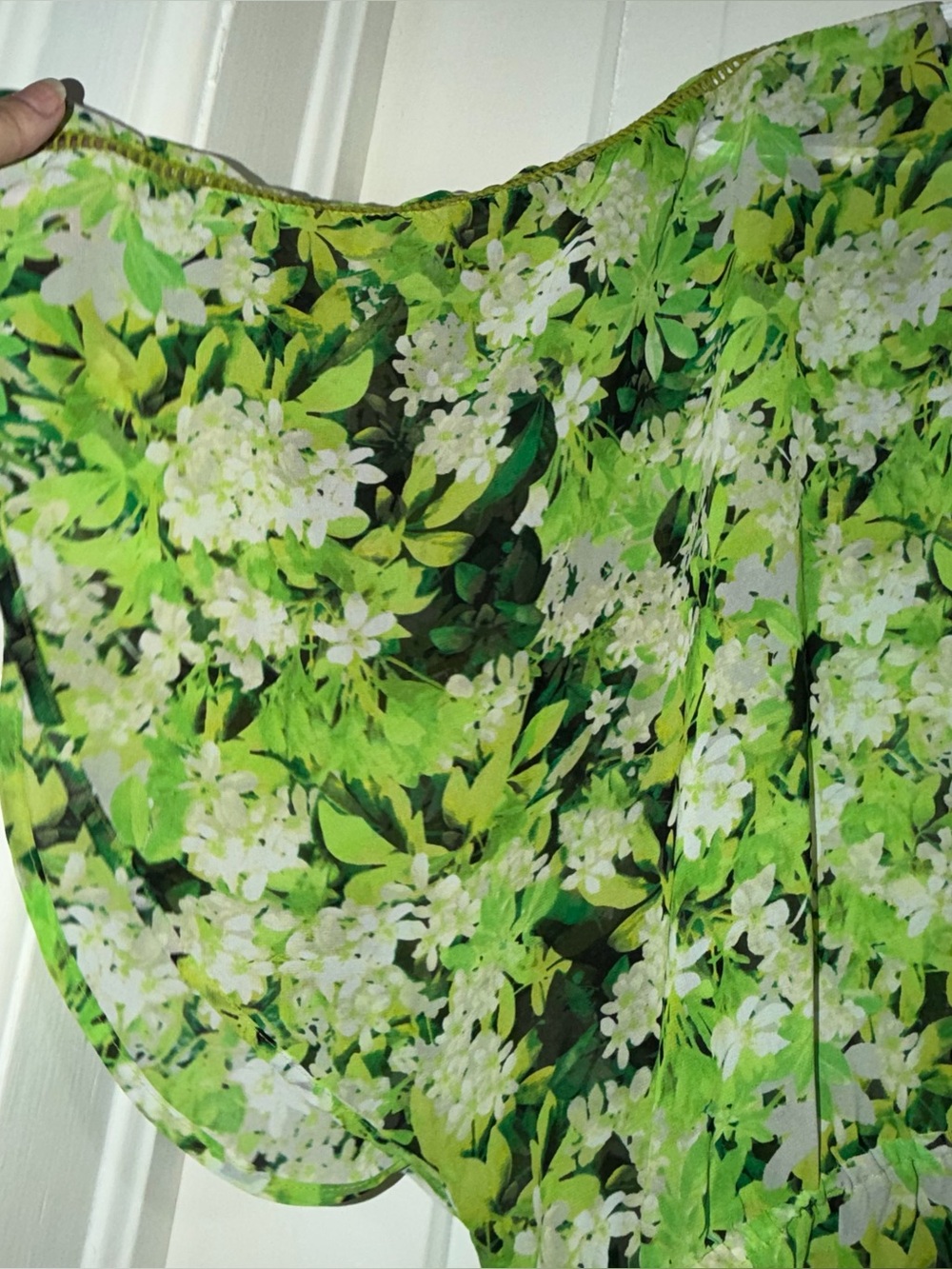 Women's 1X XL shirt top blouse a.n.a Green Floral Blouse - Picture 3 of 6